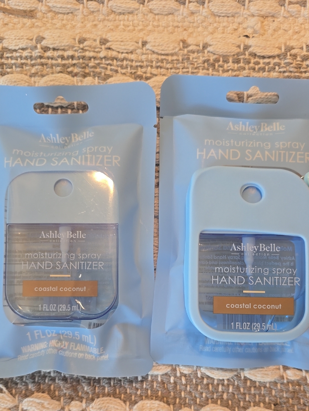 Coastal Coconut Moisturizing Spray Hand Sanitizer - Light Blue